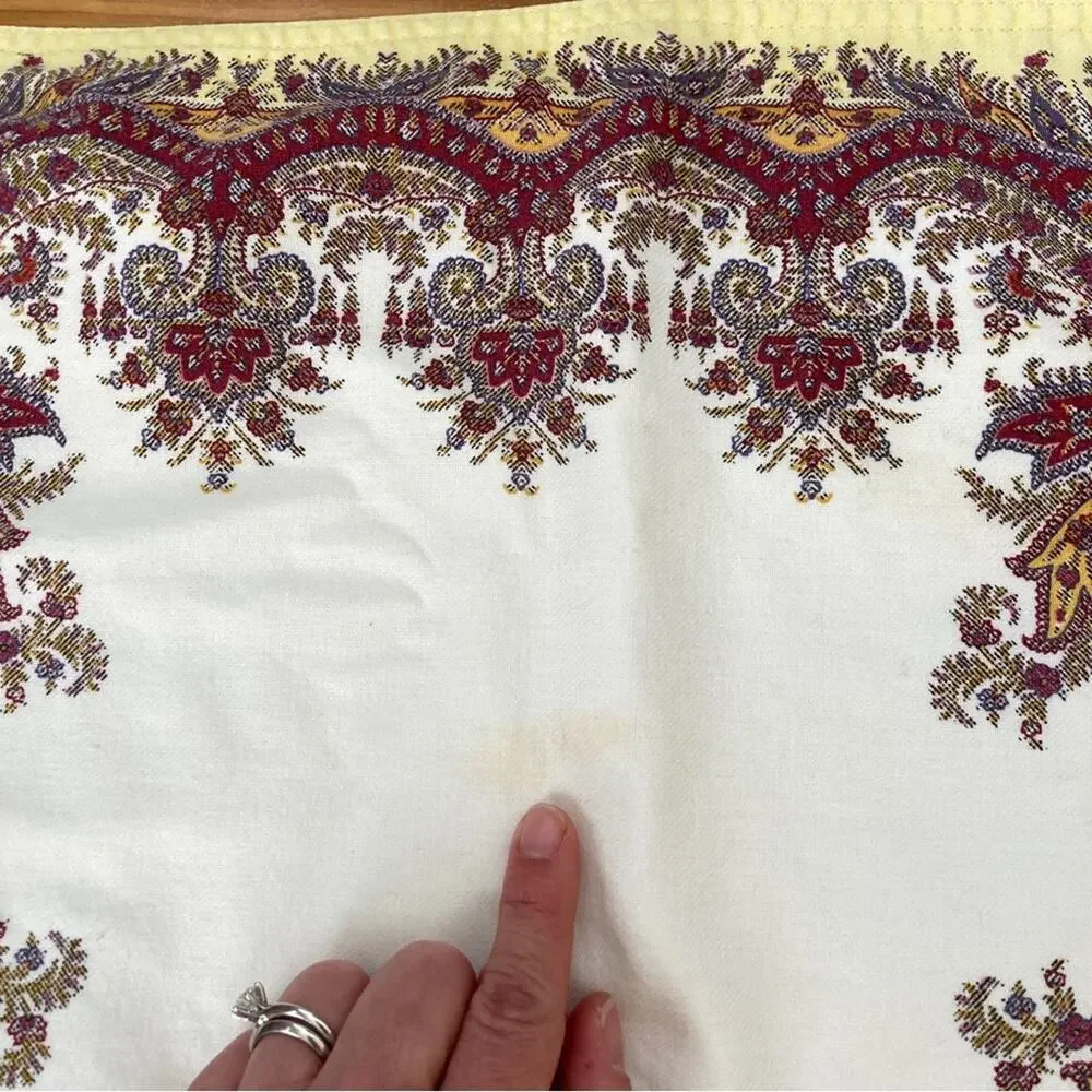 William Sonoma Cotton Placemats Yellow Maroon Floral